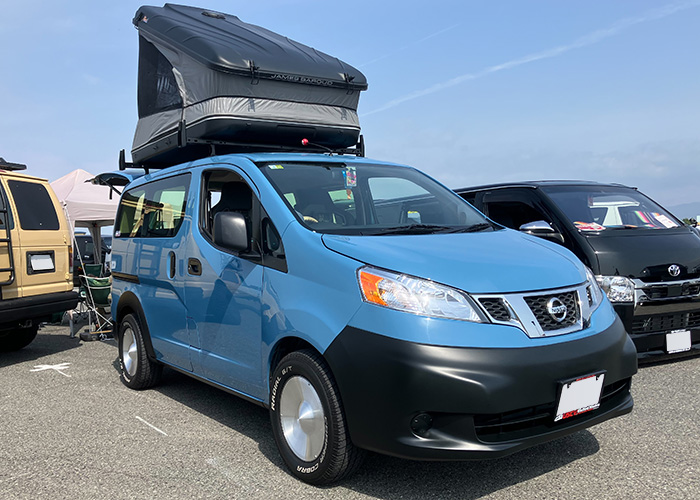 展示中のSPACE M（Black）搭載 NV200